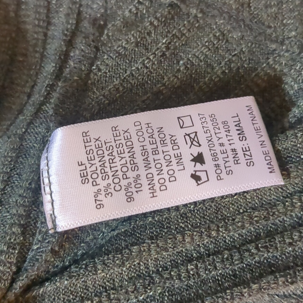 5/$25 Chocolate USA Green Ribbed Sweater Size S - Picture 5 of 6